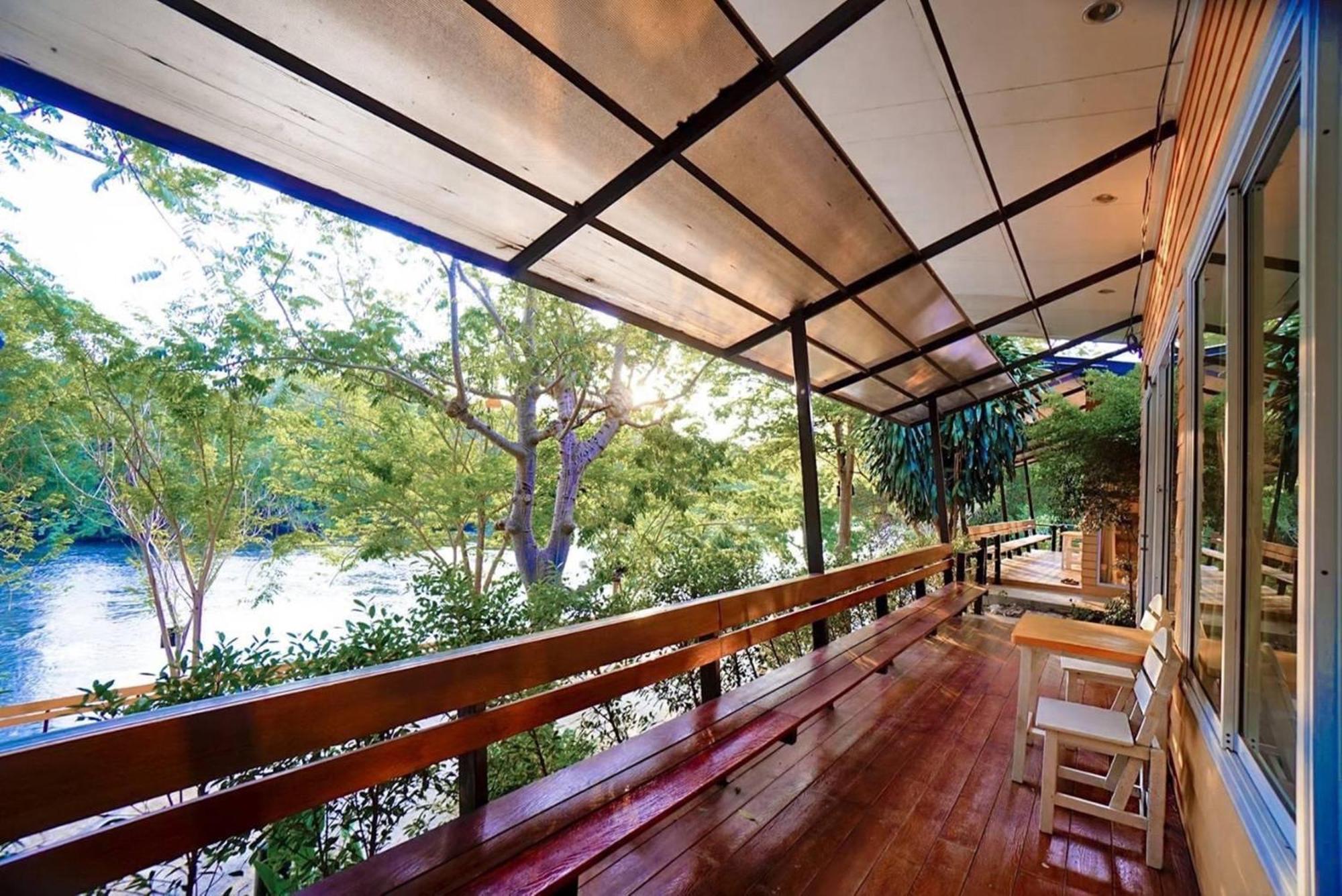 Aurora Resort Kanchanaburi Exterior photo