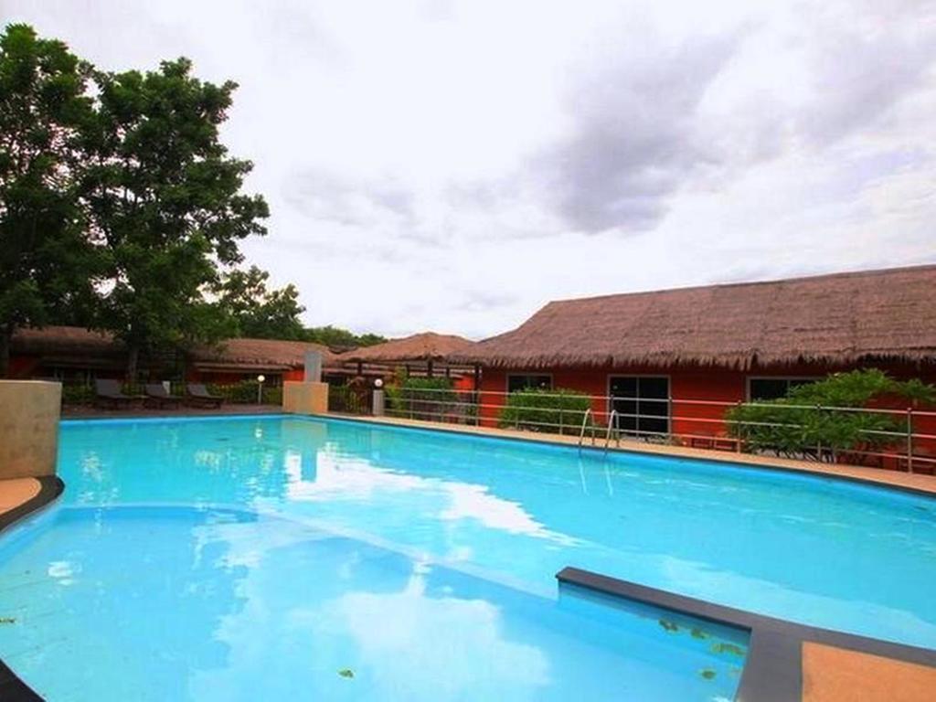 Aurora Resort Kanchanaburi Exterior photo